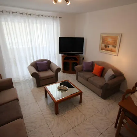 Cozy * Sarande